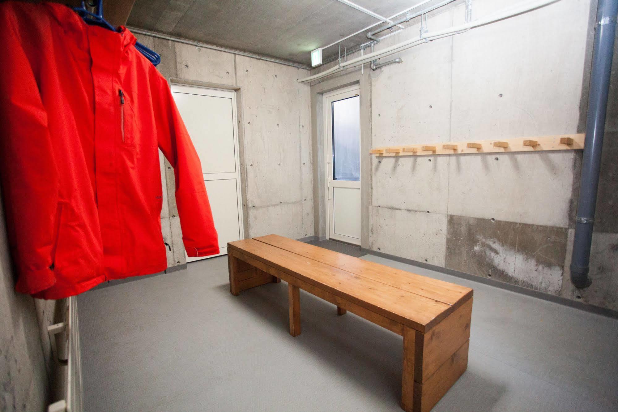 Shirokuma Chalets Hirafu Exterior photo